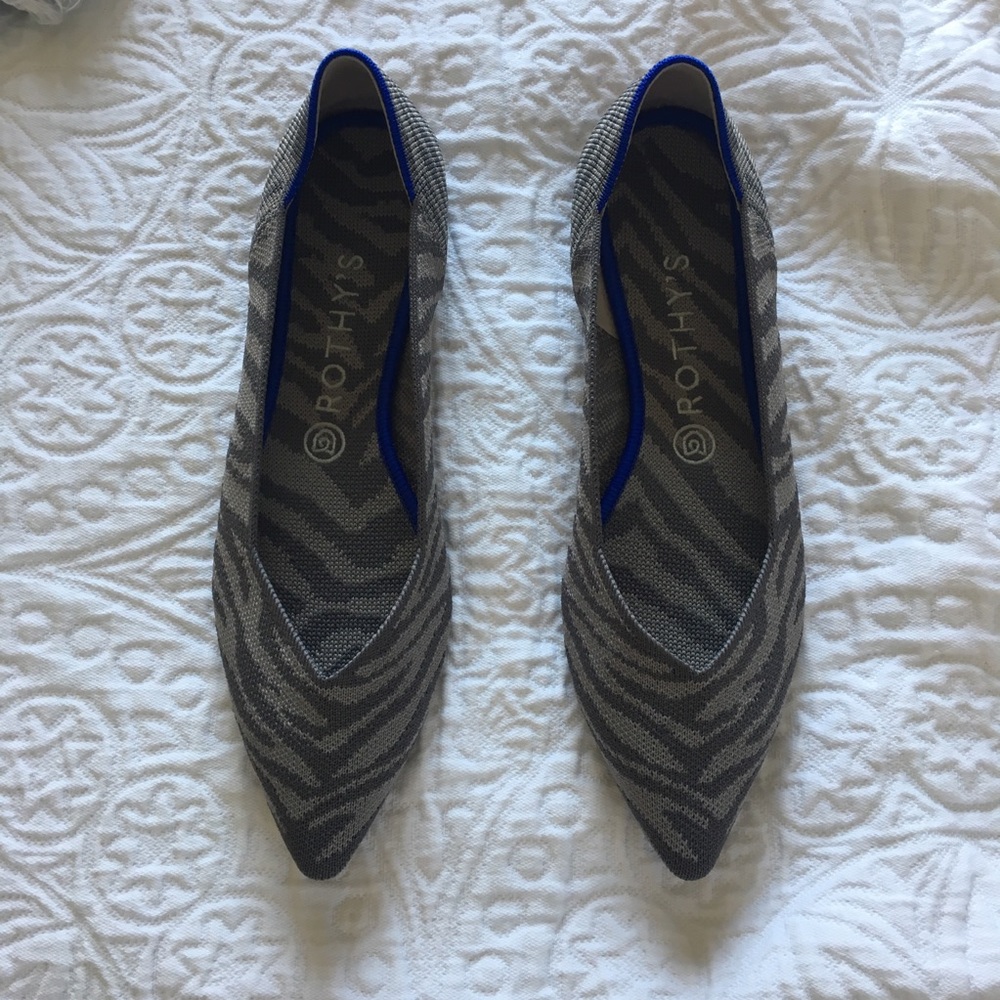 Rothys grey zebra flats.